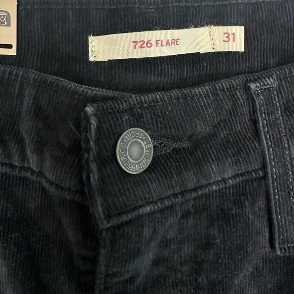 Levi’s Women’s High Rise Flare Corduroy Jeans‎ Size 31x32 Black NWT - Picture 6 of 6